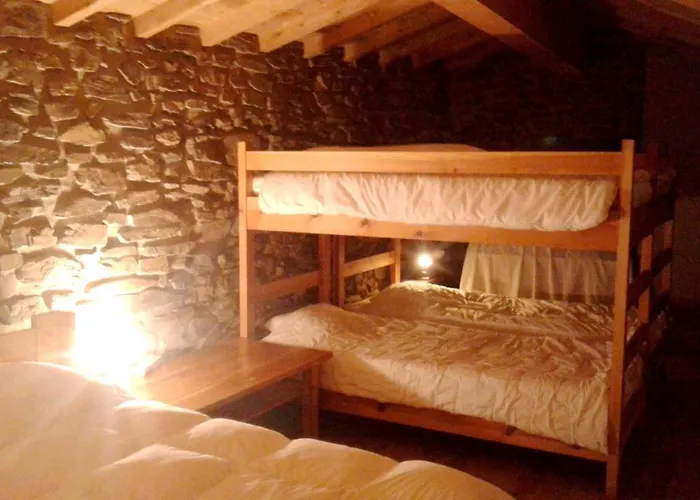Maison Familiale Avec Vues Imprenables A Ayguatebia Talau