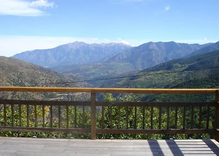 Hébergement de vacances Maison Familiale Avec Vues Imprenables A Ayguatebia Talau
